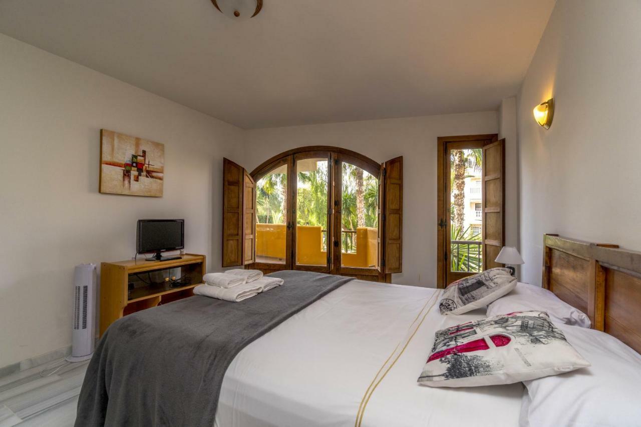 Apartmento Carla Punta Prima Torrevieja Kültér fotó